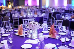 A dining room at a wedding